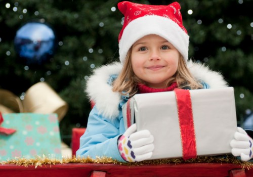 10 patarimų, kaip išrinkti vaikams saugias kalėdines dovanas