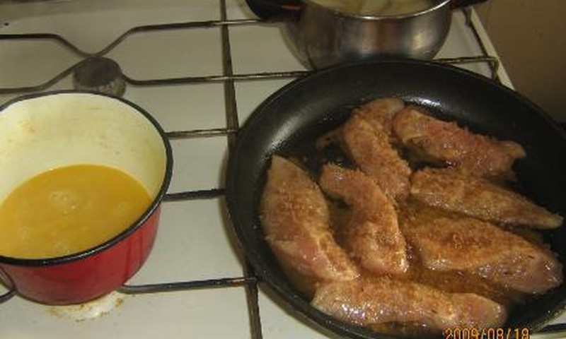 Vištienos krūtinėlė su morkų glaistu