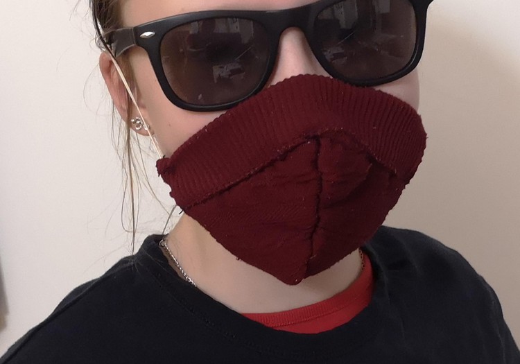 Siuvame apsaugas ir jas dėvime viešose vietose