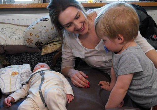 Kaip auga super mažylis: akušerės vizitas į namus