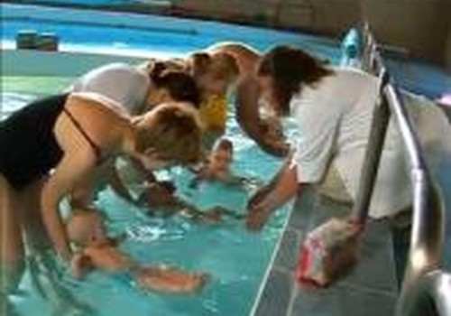 Ar plaukiojate su kūdikiu baseine? 