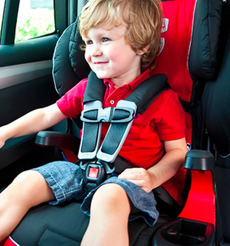 DISKUSIJA: Vaikas nenori sėdėti automobilio kėdutėje: ką daryti