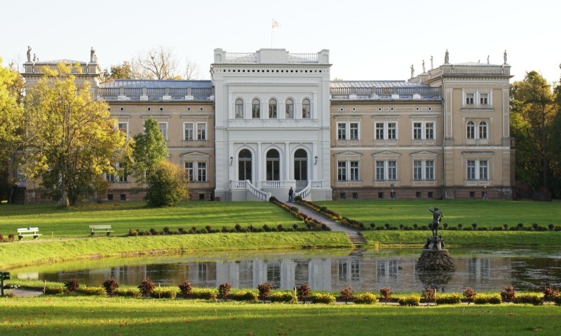 Plungėje - Lietuvių meilės deivės ir šeimos šventė ,,Mildos sodas"