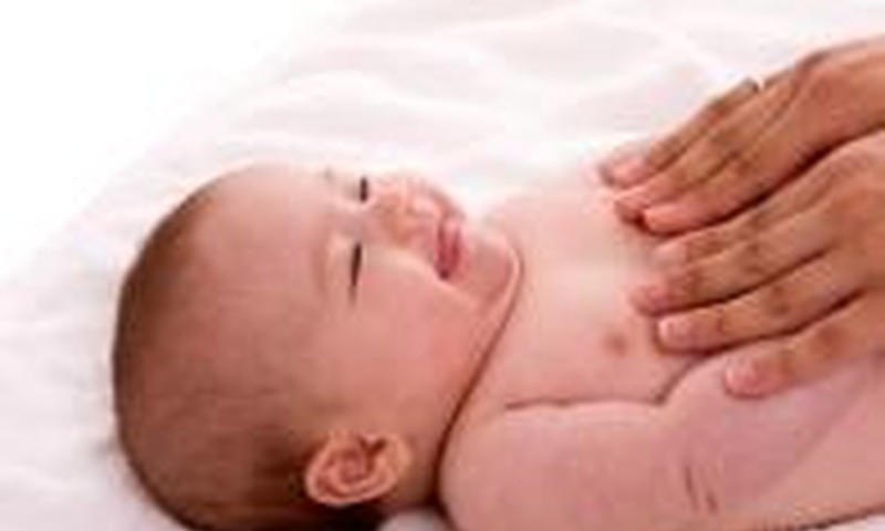 Ar reikalingas kūdikiui profesionalus masažas?