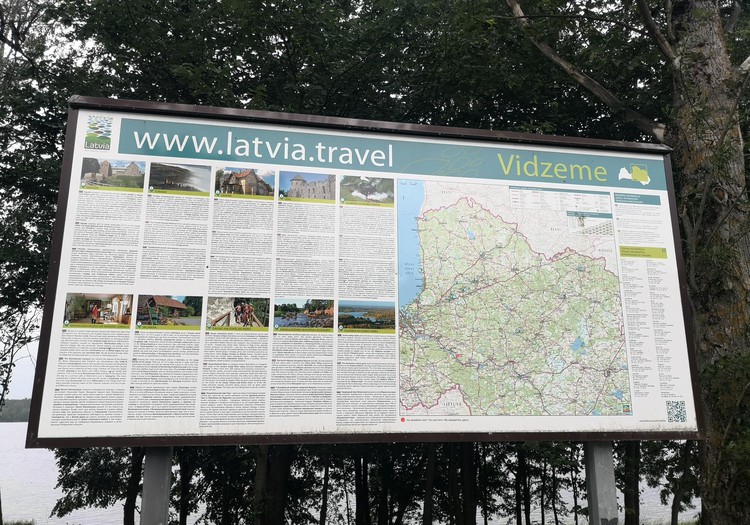 Keliaujame po Latviją