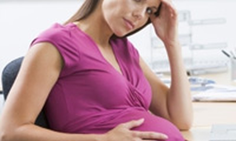 Kaip numalšinti migrenos skausmą nėštumo metu?
