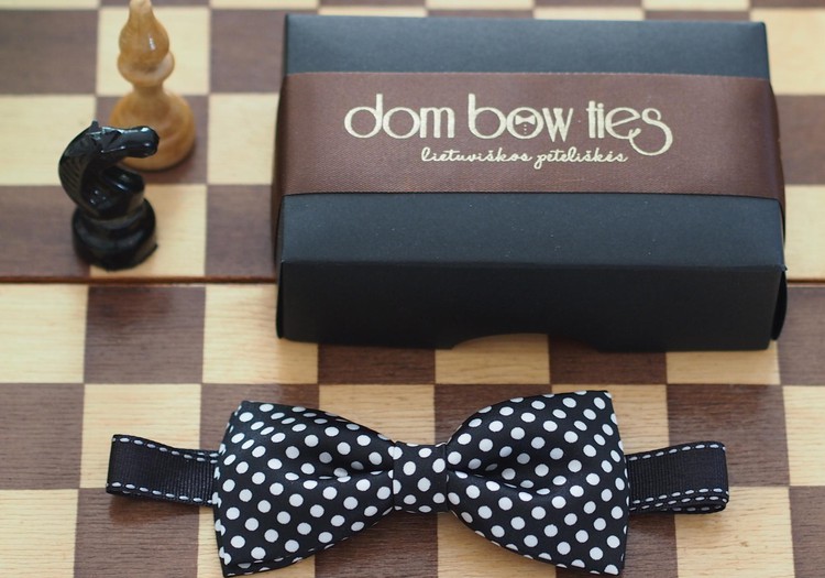 "Dom bow tie" lietuvišką peteliškę laimi...