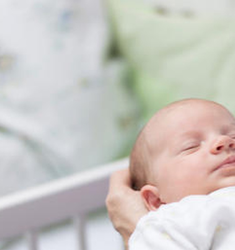 Kiek turi miegoti vaikas nuo gimimo iki 8 metų