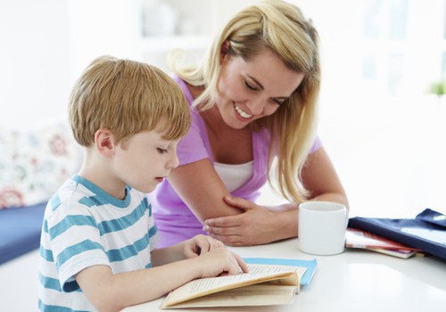 Tėvai sprendžia namų darbus? Tai – meškos paslauga
