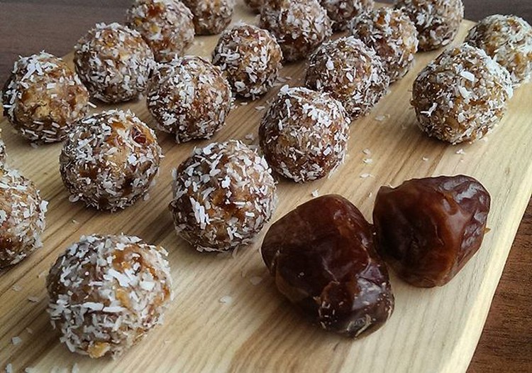 TOP 5 patarimai: kuo pakeisti saldumynus? + RECEPTAI