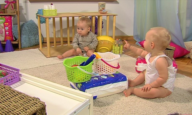 MK laidoje - Huggies Stebuklingas kambarys: 3 serija: vaiko vystymąsis nuo 8 iki 12 mėnesių!