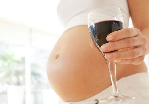 Ar galima nėštukei vieną taurę šampano ar vyno?