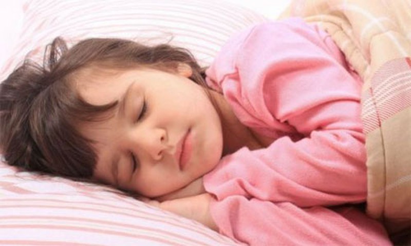 Kiek pietų miego reikia dvimečiui?