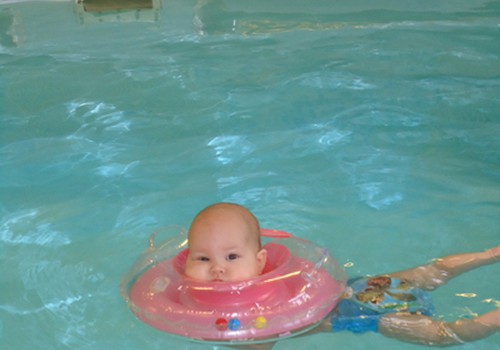 Gabrielei maudytis nuo gimimo labai patinka!
