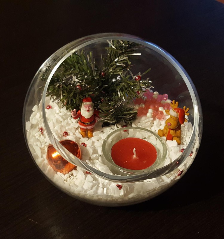 Kalėdinė stalo dekoracija