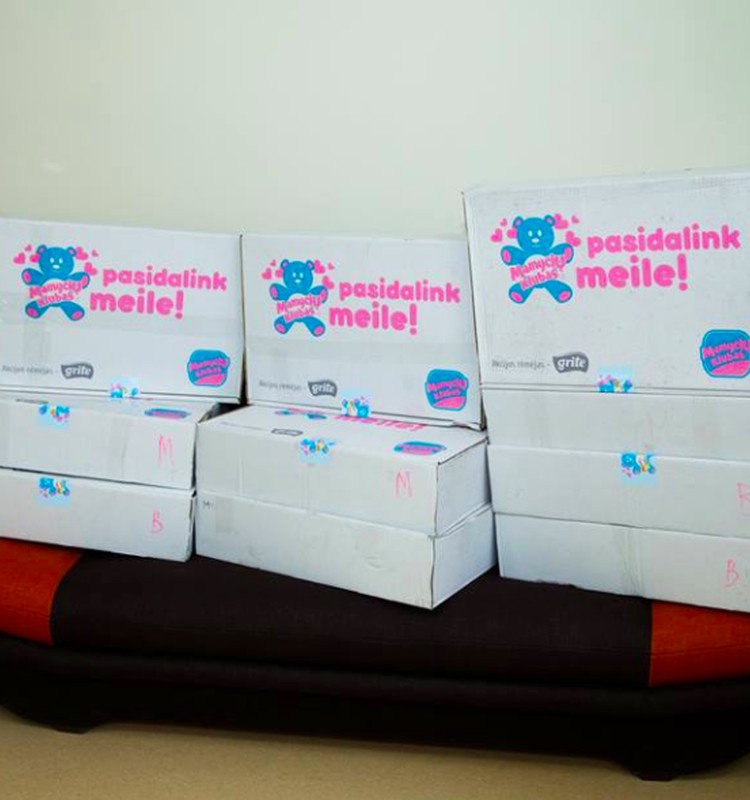 Akcija "Pasidalink meile": Kauno klinikos dėkoja už kraitelių dėžes