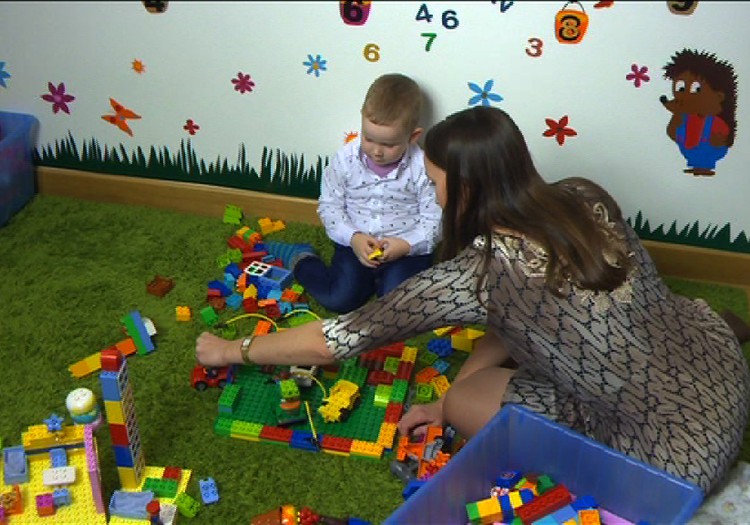 TV Mamyčių klubas 2015 12 12: apie mamos pieno gydymo galią, žaidimus ir dovanų pakavimą 
