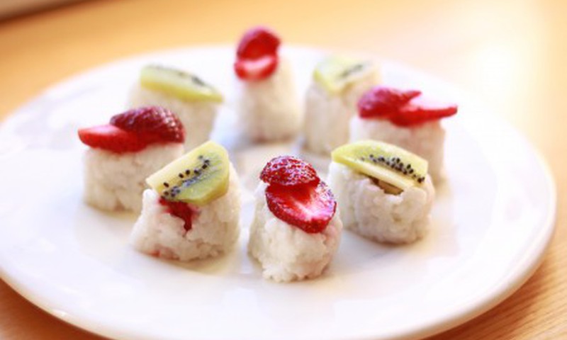 Vaisiniai sushi