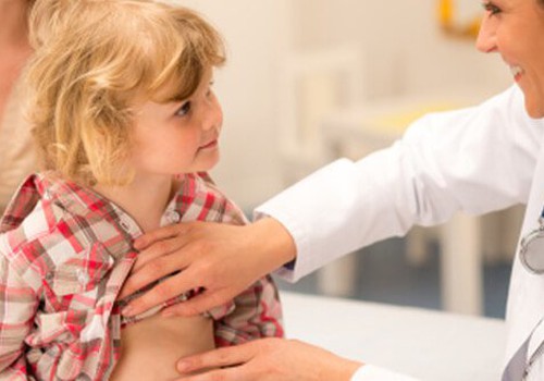 Kodėl 4 metų vaikas skundžiasi pilvo skausmais?