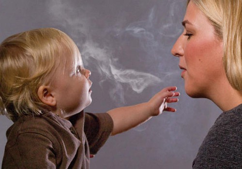 Rūkančių tėvų vaikams didesnė rizika susirgti leukemija