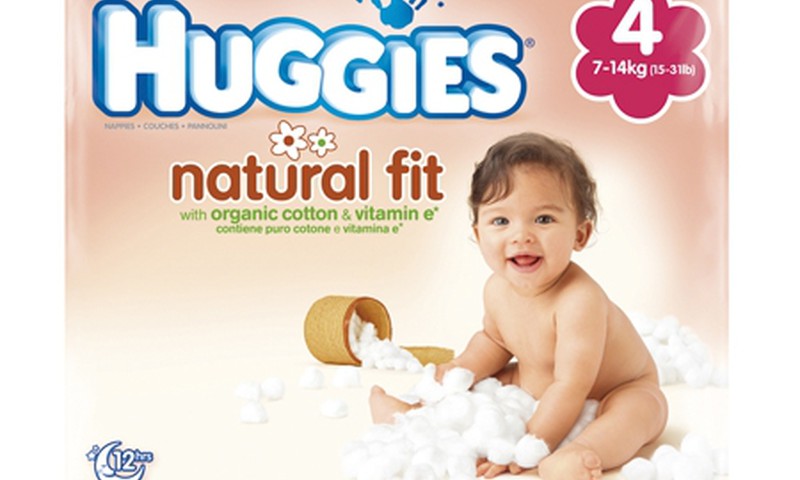 Huggies® Natural Fit sauskelnės – švelnus prisilietimas, kuris trunka visą dieną!
