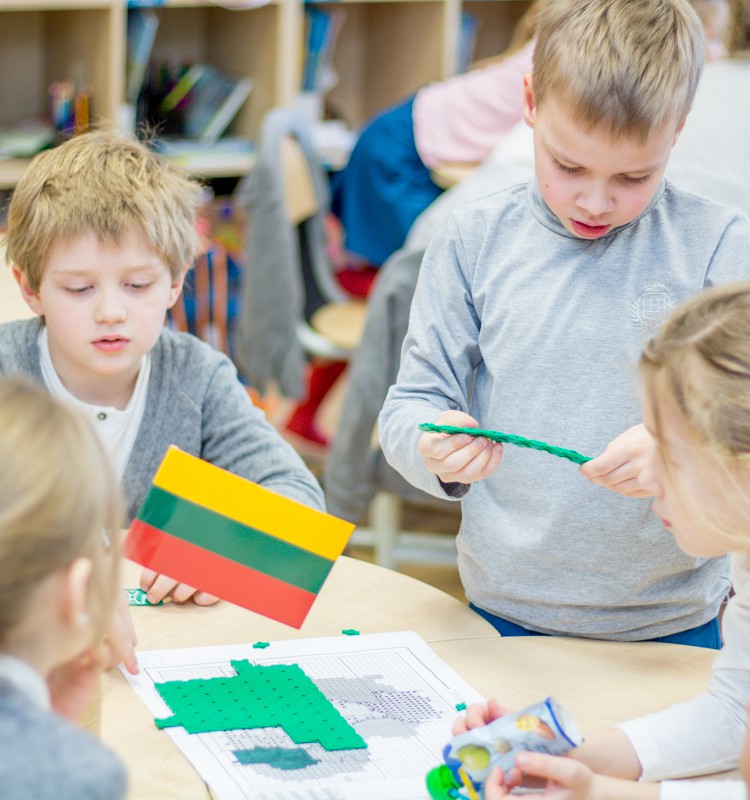 Kovo 11-oji – įtraukime vaikus jiems patraukliais būdais