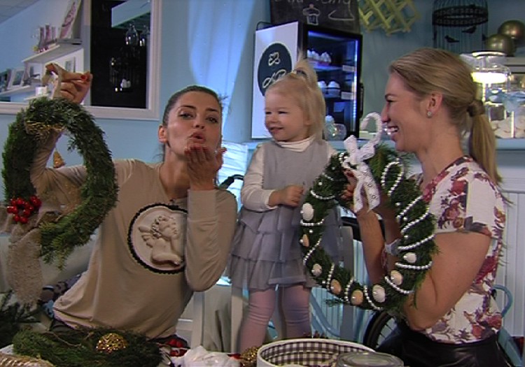 TV Mamyčių klubas 2014 12 13: kalėdinis vainikas, žolelių arbatos ir mamos šypsena