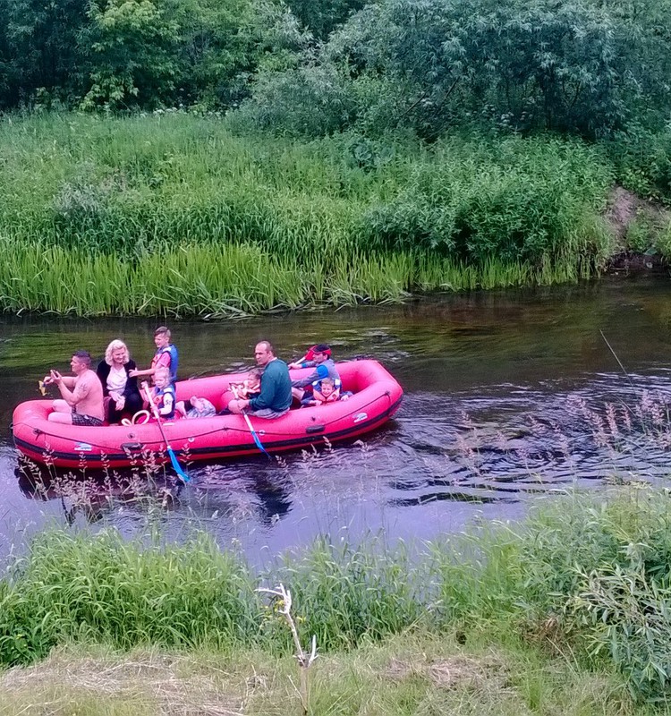 Pasiutėlės Urtės dienoraštis: plaukimas plaustu ir kitos vasaros pramogos