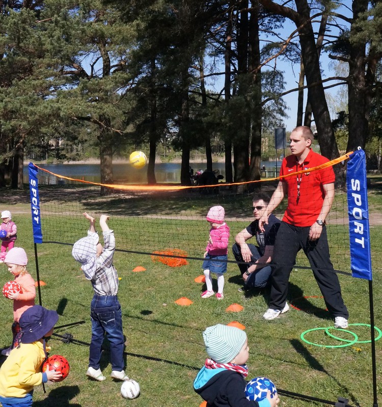 "Vaikų sportas" kviečia šeimas į savaitgalio stovyklą!