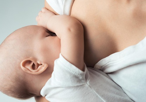 4 patarimai, kaip vėl įpratinti kūdikį imti krūtį