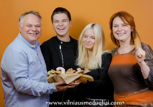 Vilniaus meduolių dirbtuvėlėse gimsta šimtametes tradicijas puoselėjantys skanėstai