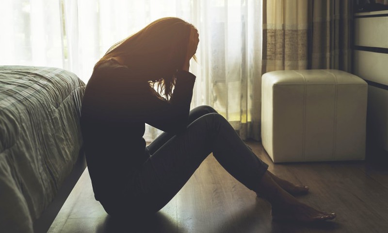 Pošventinė depresija – kodėl ji kyla ir kaip ją įveikti?