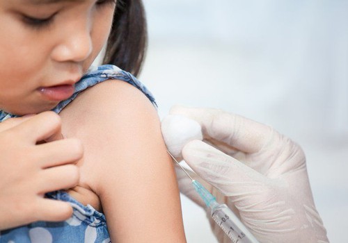 Prof. V.Usonis: vaikams skirta vakcina nuo COVID-19 jau nebėra eksperimentinė