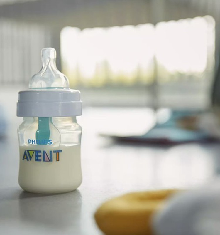 Pristatome „Philips Avent“ buteliuką anti-colic su anga „AirFree“ ir ieškome testuotojų spalį