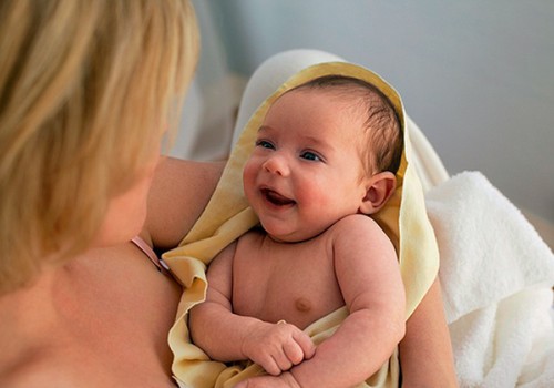 Kūdikiams būtinos oro vonios ir žiemą