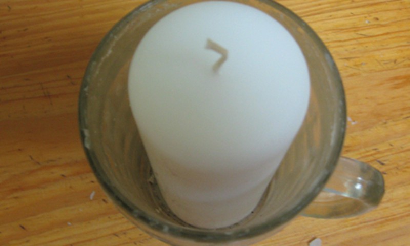 Kavos pupelių žvakė