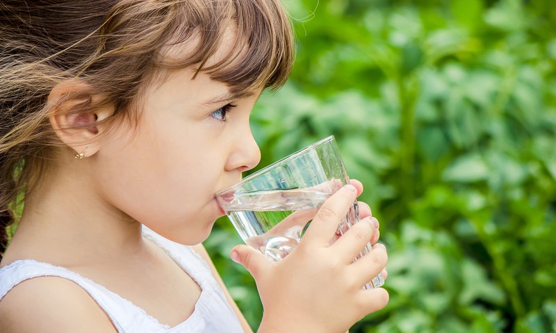 Karšta vasara: kiek ir kokio vandens gerti?
