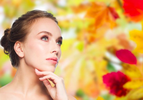 Kosmetologė pataria, kaip drėkinti veido odą rudenį ir žiemą