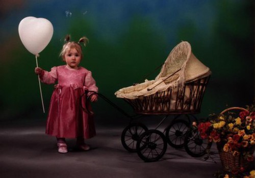Princesė Kamilytė su balionėliu ir savo karieta :)