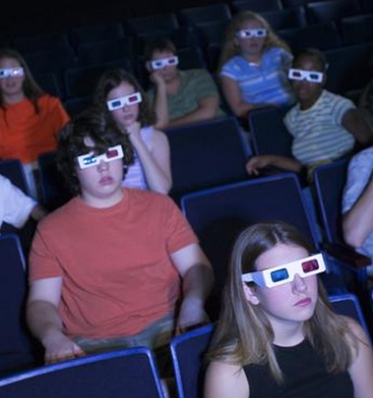 Ar 3D filmai kenkia sveikiems žmonėms?