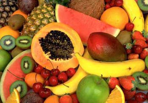 Lietuviai atranda egzotinius vaisius. Kaip juos išsirinkti ir valgyti?