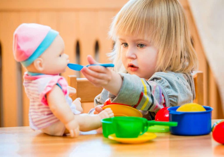 Mokykime vaiką pažinti spalvas: 9 smagūs žaidimai