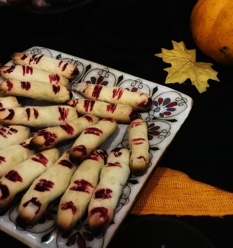 Raganos pirštai - Helovino sausainiai