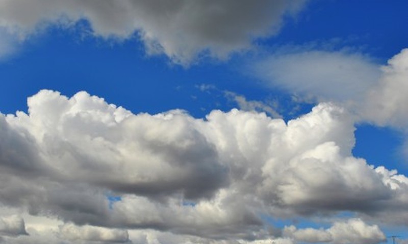 Ore vėl pagausėjo teršalų  