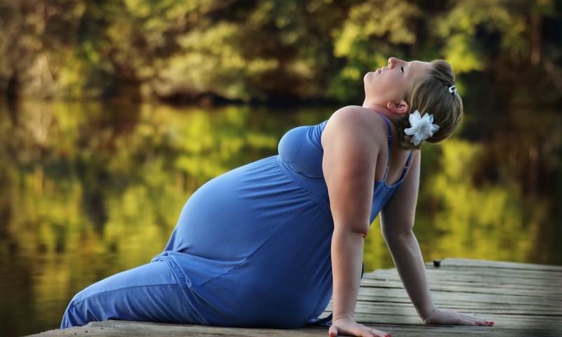 Ką vilkėti per nėščiosios fotosesiją?