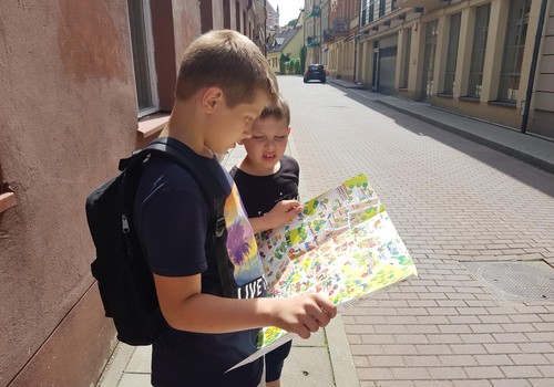 Vasaros gidas: po Vilnių su patirčių žemėlapiu vaikams