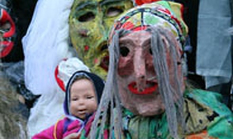 Nauji konkursai: „Dovana Meilės dienai“ ir „Užgavėnių kaukė“ 