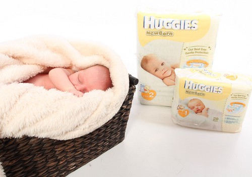 Kas testuos Huggies® Newborn sauskelnes?