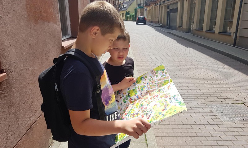 Vasaros gidas: po Vilnių su patirčių žemėlapiu vaikams