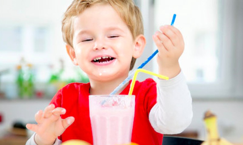 Vaikas nevalgo pieno produktų? Ieškokite tokio, kurį valgytų!